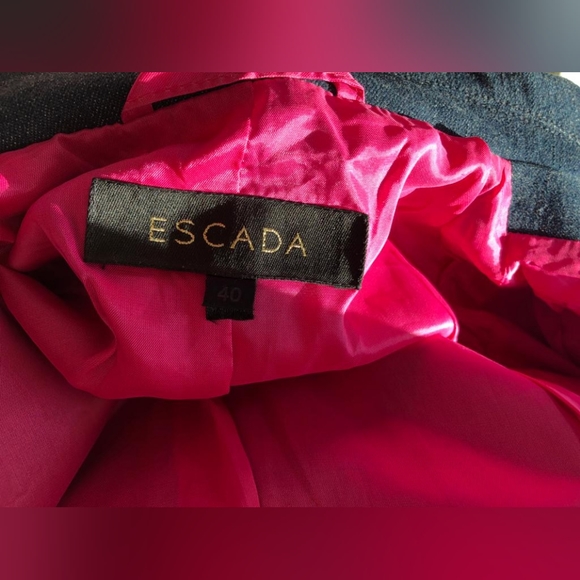 Escada denim jacket. - Picture 6 of 6